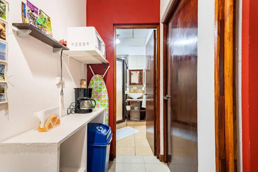 Private Bedroom 10 Minutes From The Sjo Airport Alajuela Ngoại thất bức ảnh